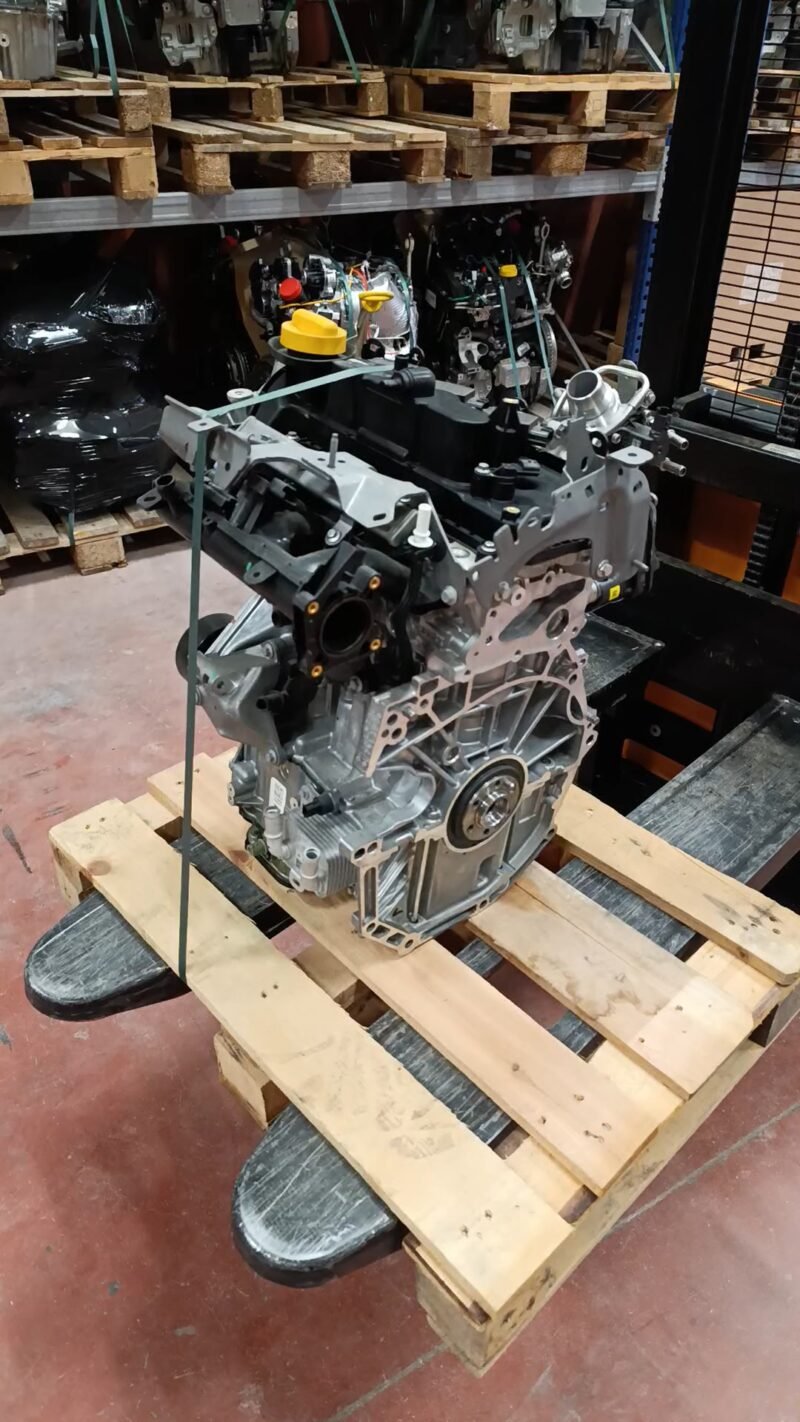 DACIA LOGAN H4D 1.0 TCE KOMPLE MOTOR 100011358R